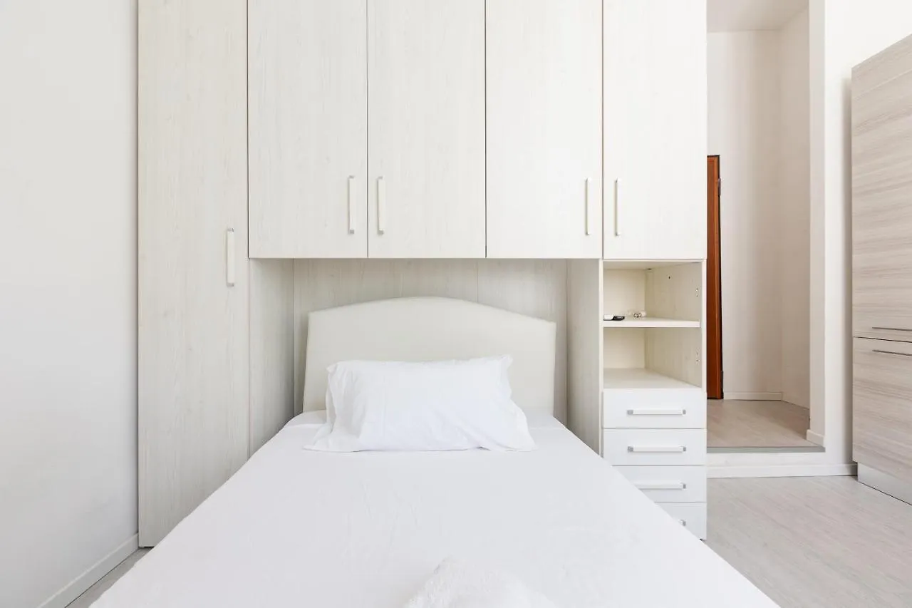 Milano Niguarda Tiny Studio ميلان